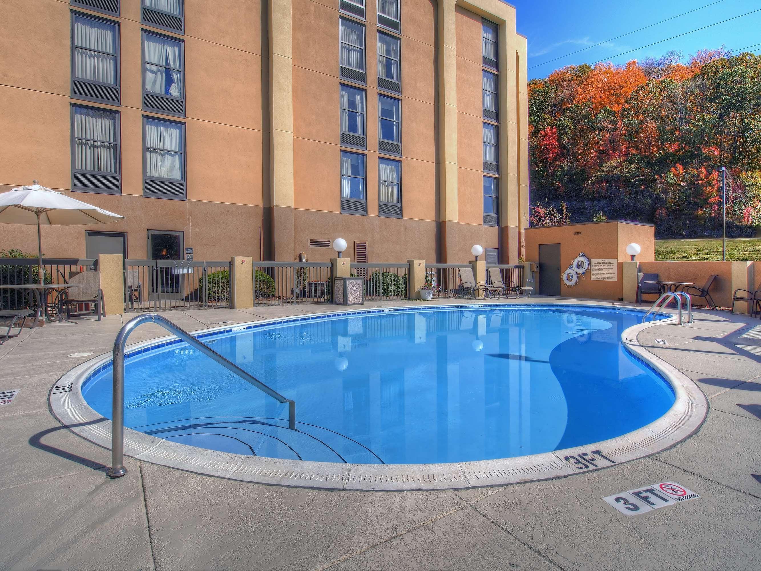 Hampton Inn Bristol Exterior foto