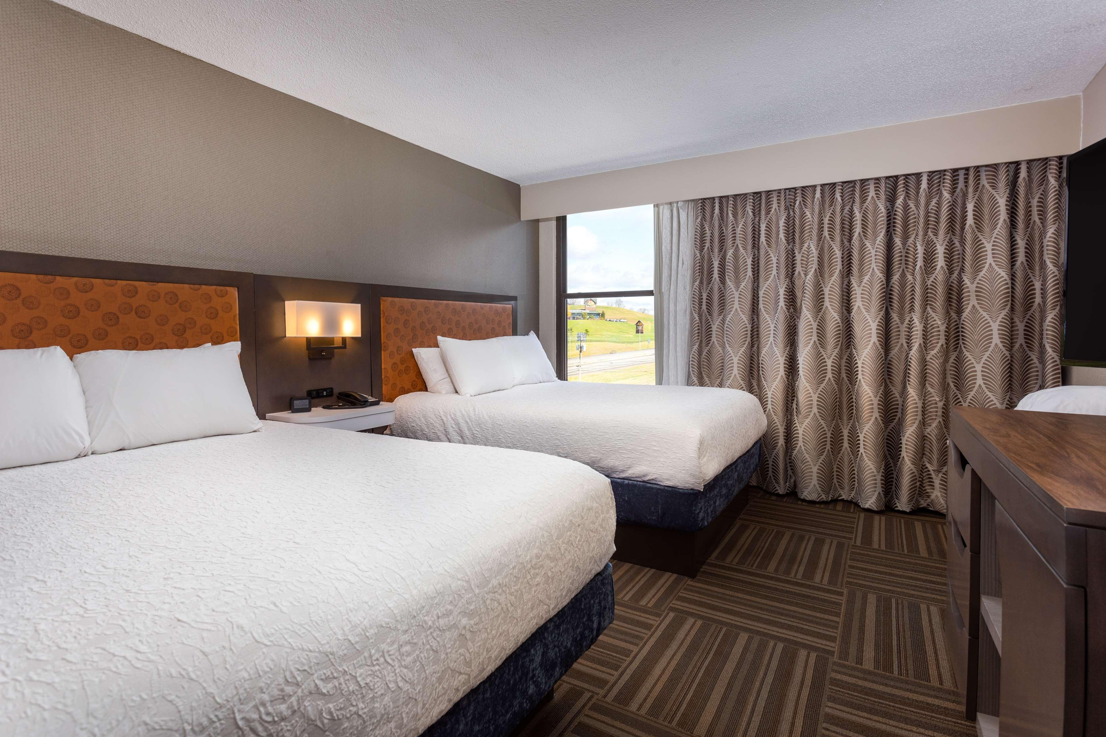 Hampton Inn Bristol Exterior foto