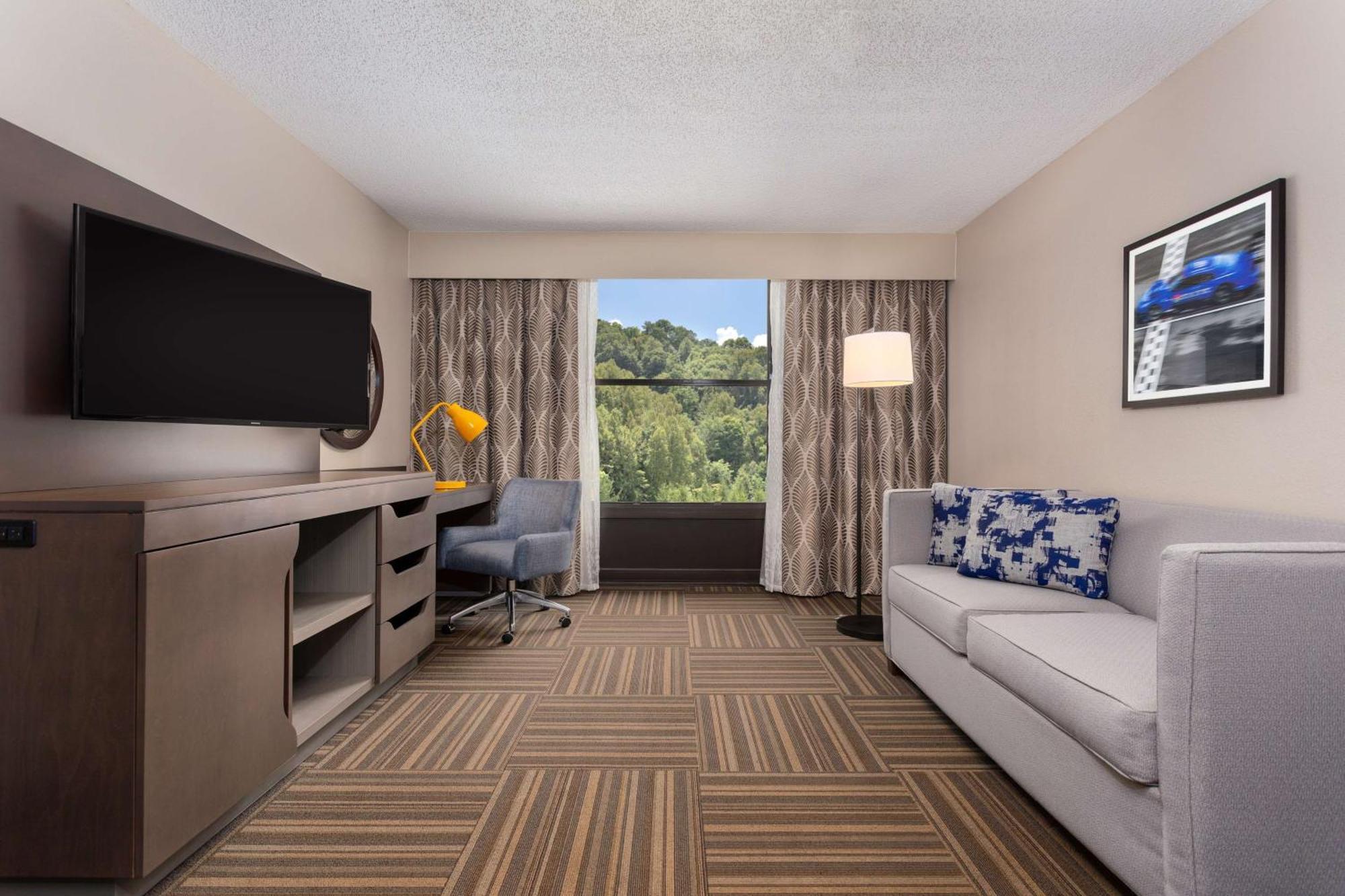 Hampton Inn Bristol Exterior foto
