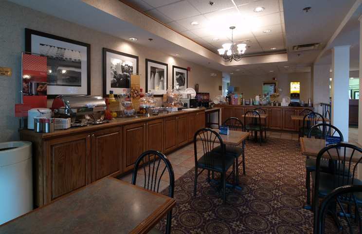 Hampton Inn Bristol Restaurante foto